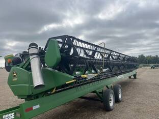 2010 John Deere 635F