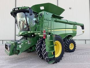 2023 John Deere S780