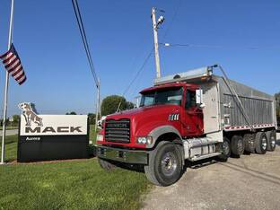 2018 Mack GRANITE GU713