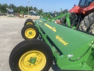 2023 John Deere 520