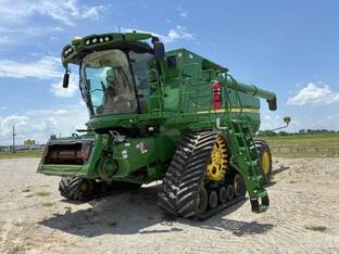 2023 John Deere S790