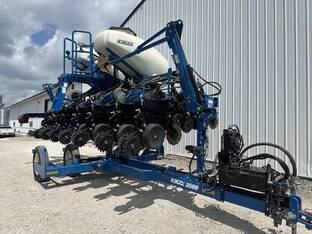 2020 Kinze 3500