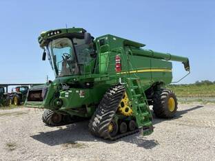2023 John Deere S790