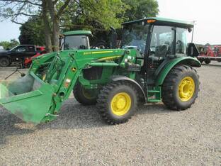 2024 John Deere 5075E