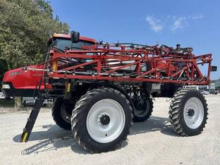 2014 Case IH PATRIOT 3330