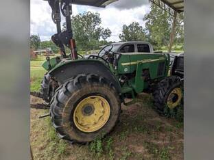 2004 John Deere 5320