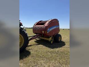2016 New Holland ROLL-BELT 560