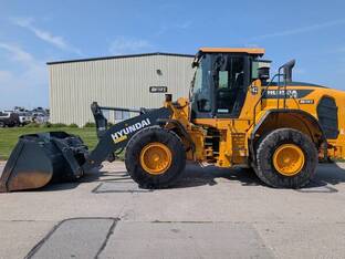 2023 Hyundai HL955AXT