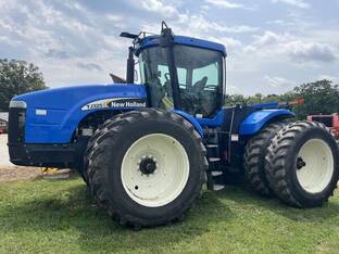 New Holland TJ325