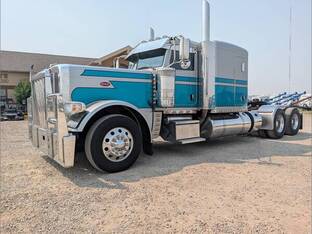 2023 Peterbilt 389