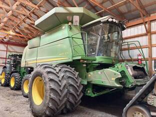 2011 John Deere 9870 STS