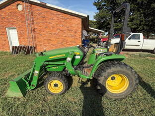 2015 John Deere 3038E