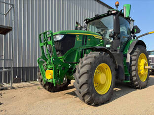 2025 John Deere 6R 230