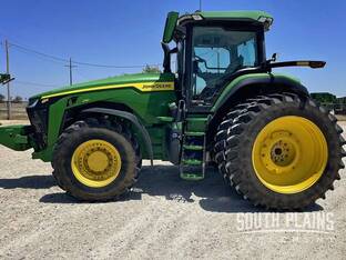 2021 John Deere 8R 230