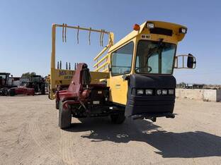 2016 New Holland H9880