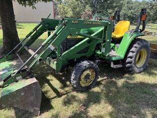 2001 John Deere 4300