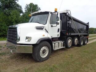2013 Freightliner 114SD
