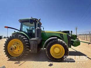 2014 John Deere 8270R