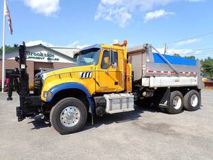 2013 Mack GRANITE GU713