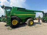 2014 John Deere S680