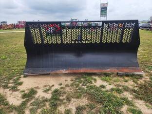 2014 Grouser AG240