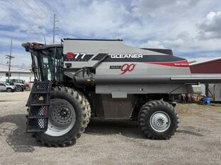 2013 Gleaner S77