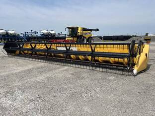 2012 New Holland 740CF-30