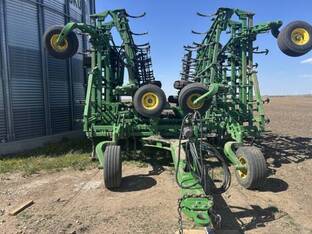 2020 John Deere 2230