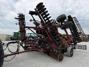 Case IH TRUE TANDEM 330 TURBO