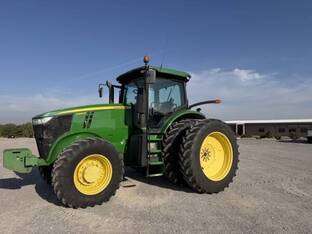 2013 John Deere 7230R