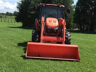 Kubota M5-111D