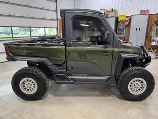2026 Polaris RANGER XD 1500 NORTHSTAR MOUNTAINEER