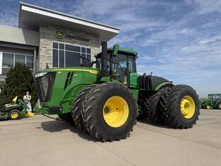 2022 John Deere 9R 590
