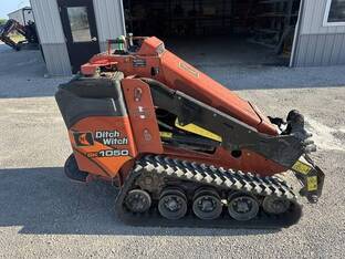 2021 Ditch Witch SK1050