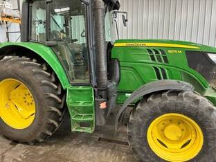 2014 John Deere 6105M