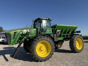2010 John Deere 4930