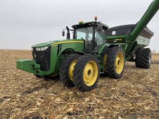 2017 John Deere 8400R
