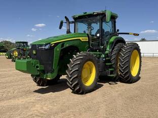 2023 John Deere 8R 230