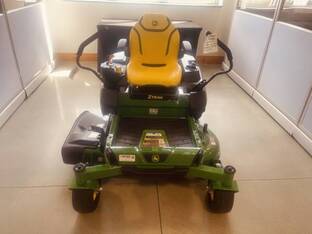 2026 John Deere Z320R