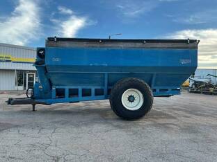 1991 Kinze 840