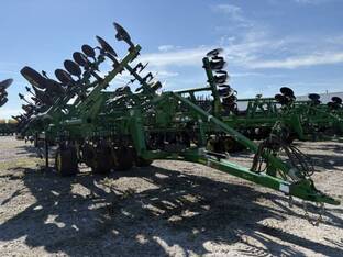 2025 John Deere 2730