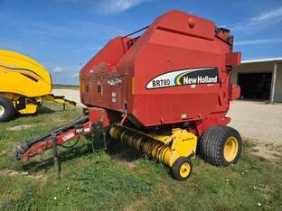 2005 New Holland BR7080