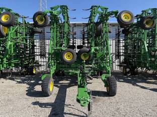 2026 John Deere 2230