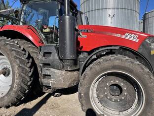 2022 Case IH MAGNUM 250