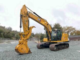 2022 Caterpillar 326