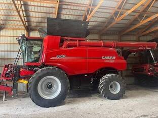 2025 Case IH 8260