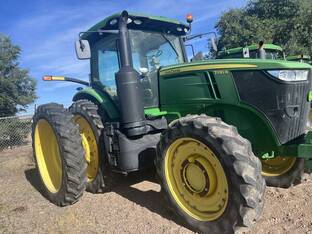 2016 John Deere 7230R