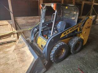 2019 New Holland L216