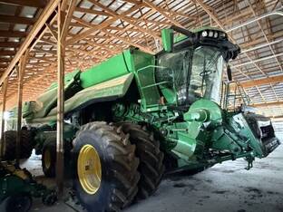 2023 John Deere X9 1000