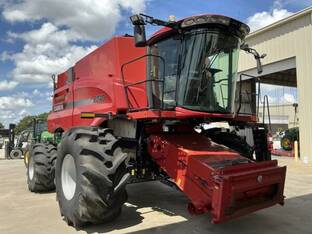 2018 Case IH 8240
